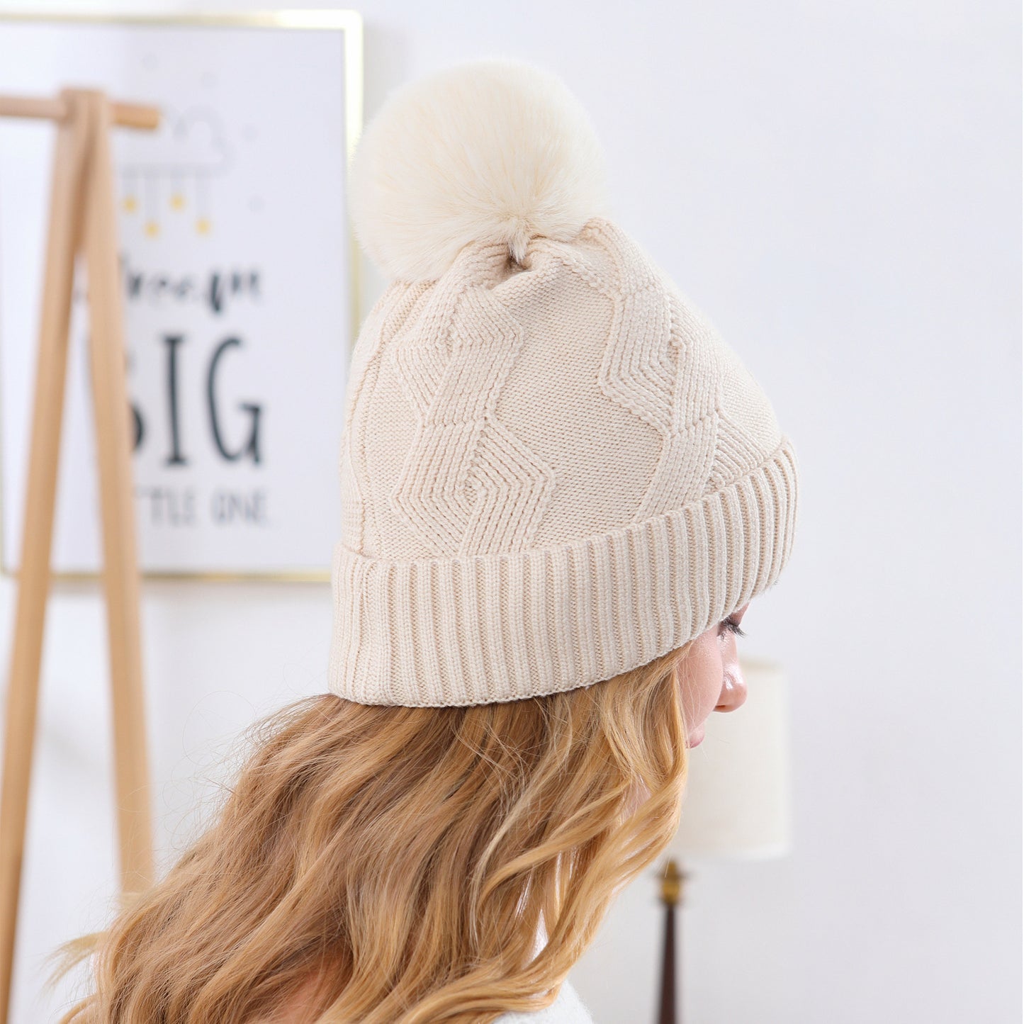 Ladies Winter Woolen Caps Solid Color Single Ball Core-spun